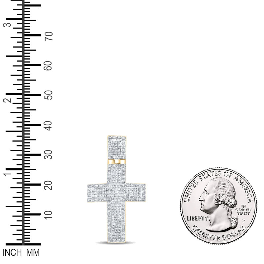 0.95 Ctw Natural Diamond Cluster Cross Religious Pendant in 10k Yellow Gold