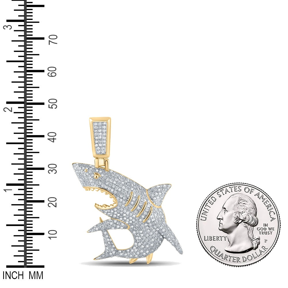0.92 Ctw Natural Diamond Shark Animal Pendant in 10k Yellow Gold