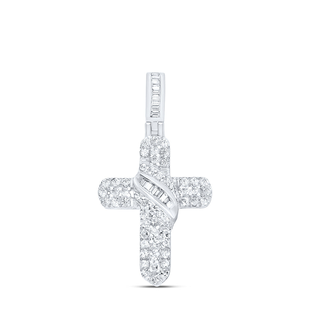 0.49 Ctw Natural Diamond Hiphop Cross Religious Pendant in 10k White Gold