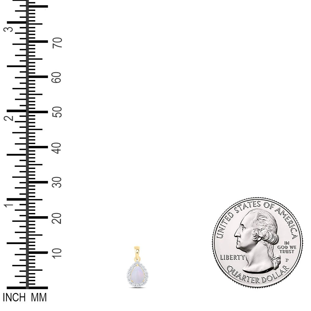 0.85 Ctw Natural Diamond Teardrop Gift Pendant in 10k Yellow Gold