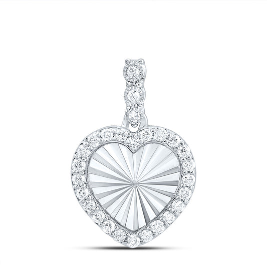 0.17 Ctw Natural Diamond Illusion Heart Pendant in 10k White Gold
