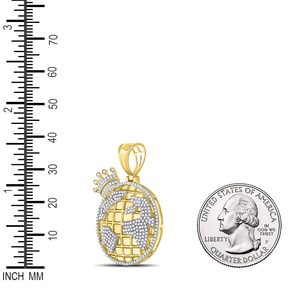 0.81 Ctw Natural Diamond Crown Globe World Pendant in 10k Yellow Gold