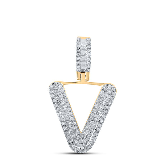 0.39 Ctw Natural Diamond Baguette Initial letter V Pendant in 10k Yellow Gold