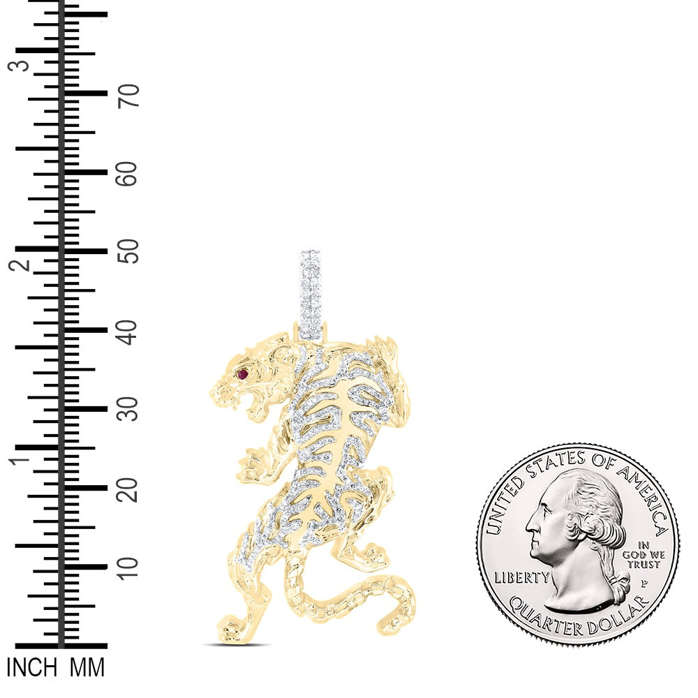1.07 Ctw Natural Diamond Red Eye Tiger Animal Pendant in 10k Yellow Gold