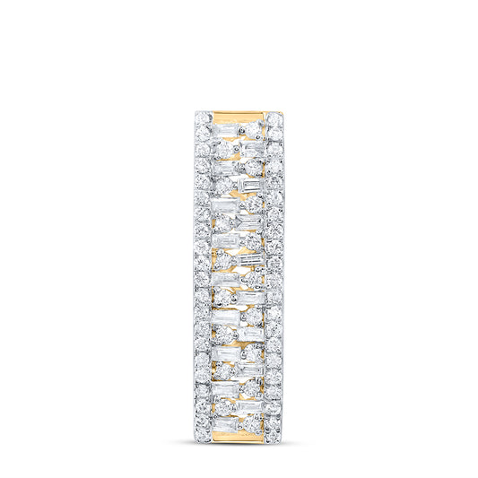 0.38 Ctw Natural Diamond Cute Rectangular Pendant in 14k Yellow Gold