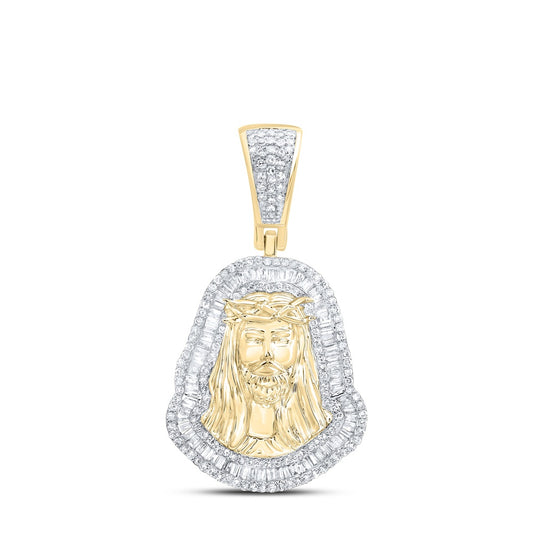 0.92 Ctw Natural Diamond Jesus Face Medallion Pendant in 10k Yellow Gold