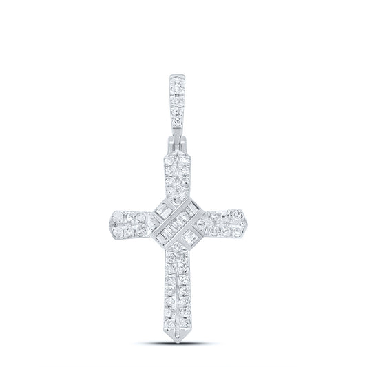 0.27 Ctw Natural Diamond Cluster Cross Religious Pendant in 10k White Gold