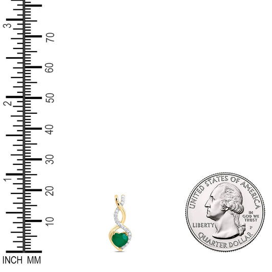 0.48 Ctw Natural Diamond Green Heart Gift Pendant in 14k Yellow Gold