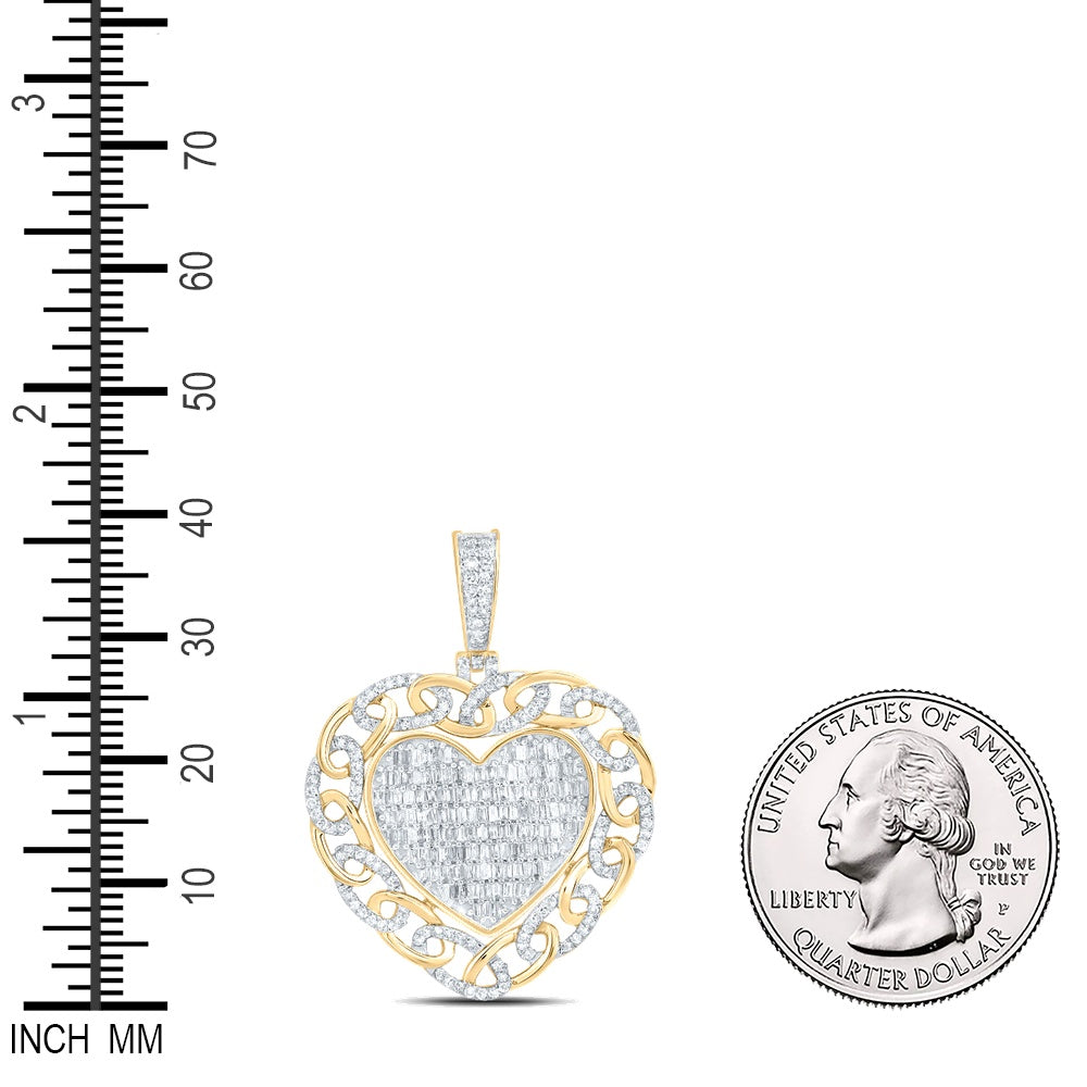 1.03 Ctw Natural Diamond Heart Link Border Pendant in 10k Yellow Gold