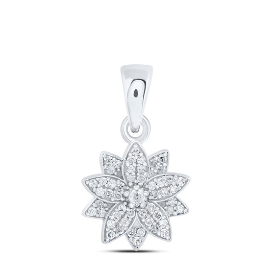0.13 Ctw Natural Diamond Flower Gift Fashion Pendant in Sterling Silver