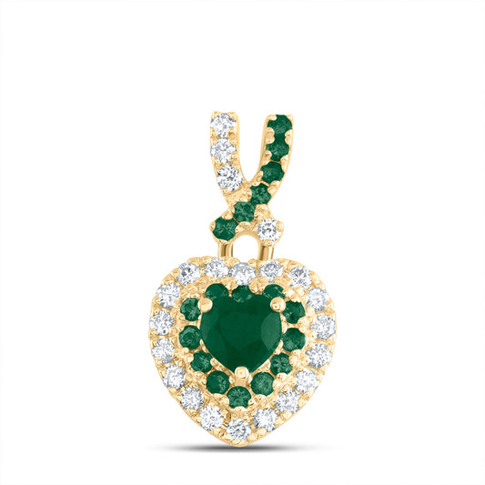 0.49 Ctw Natural Diamond Green Diamond Heart Pendant in 14k Yellow Gold