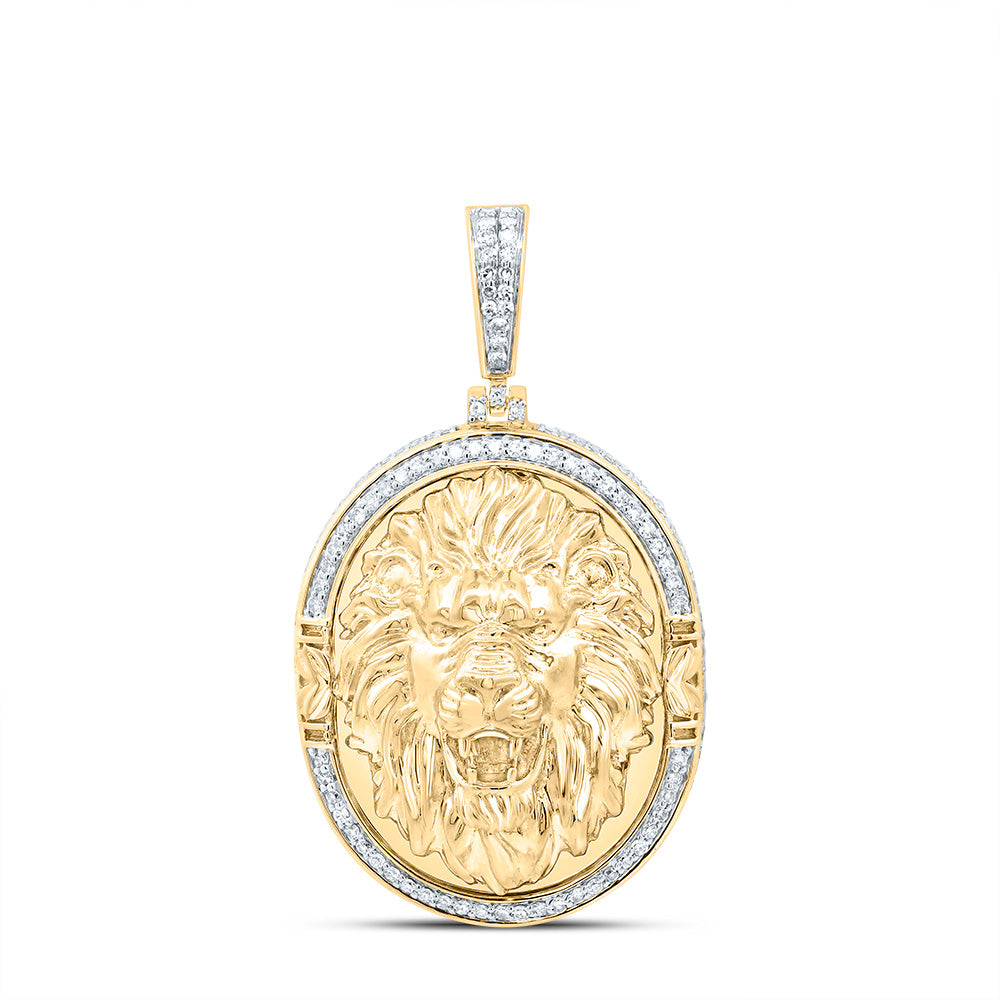 0.97 Ctw Natural Diamond Lion King Head Medallion Pendant in 10k Yellow Gold
